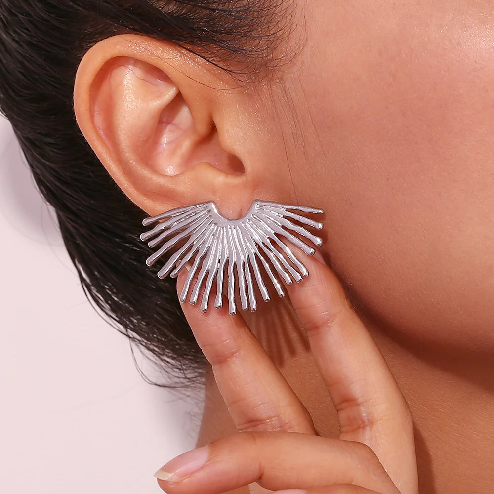 Pendientes geométricos con forma de abanico , acero inoxidable chapados en oro de 18 quilates